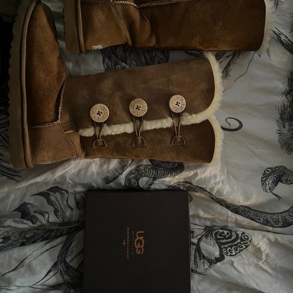 Bailey Button Triplet Ii Boot Ugg - image 1